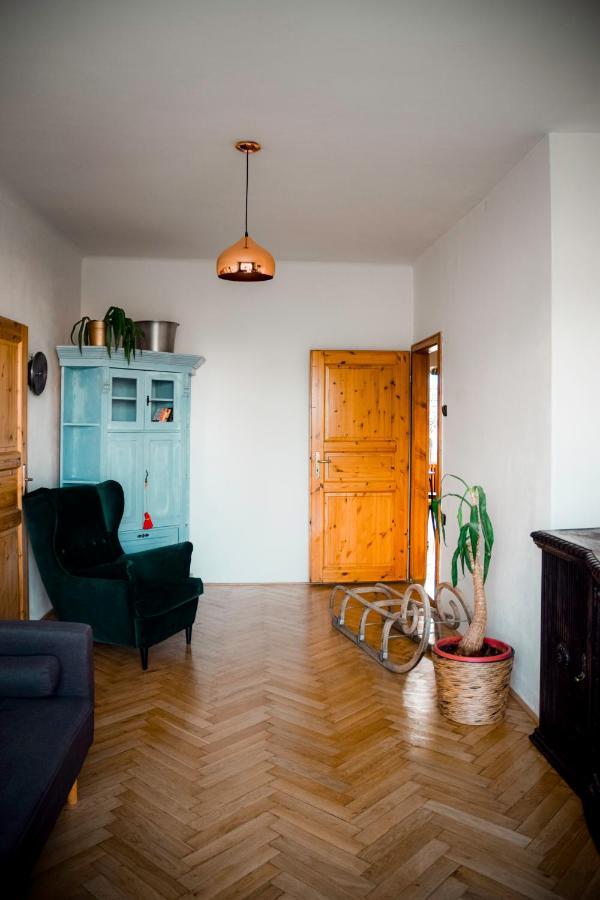 Kiki & Luky Family Apartment By Prague Castle ภายนอก รูปภาพ