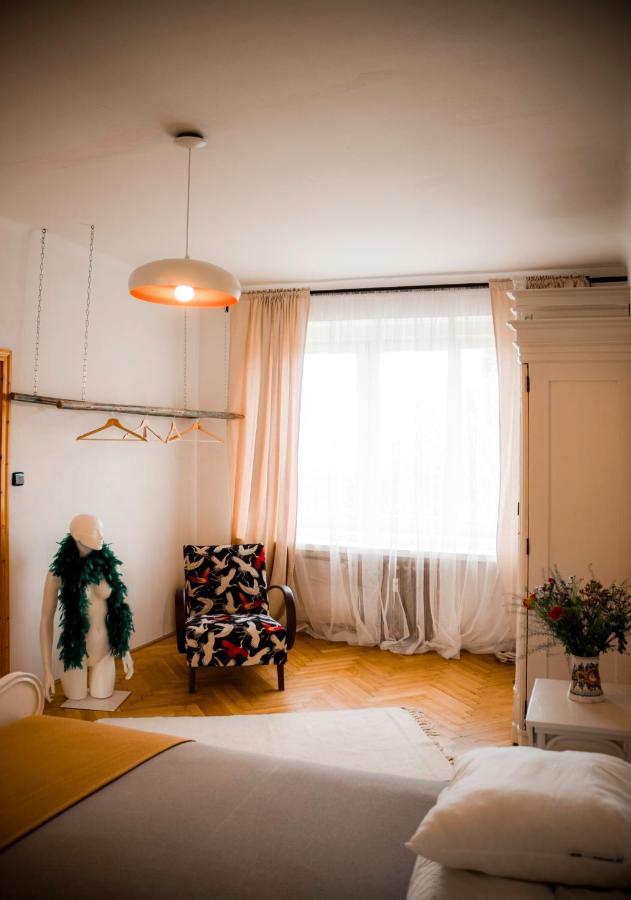 Kiki & Luky Family Apartment By Prague Castle ภายนอก รูปภาพ